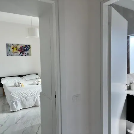 Appartement Holidays In At Luigi's